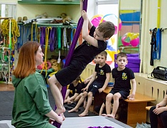 Благовещенская цирковая студия «Левентино» обучает детей по сертификатам персонифицированного финансирования