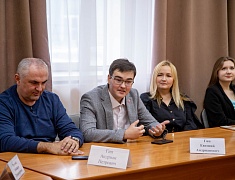 Встреча мэра Благовещенска с активистами "Движение первых"