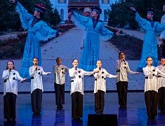 День народного единства в Благовещенске отметили большим патриотическим концертом