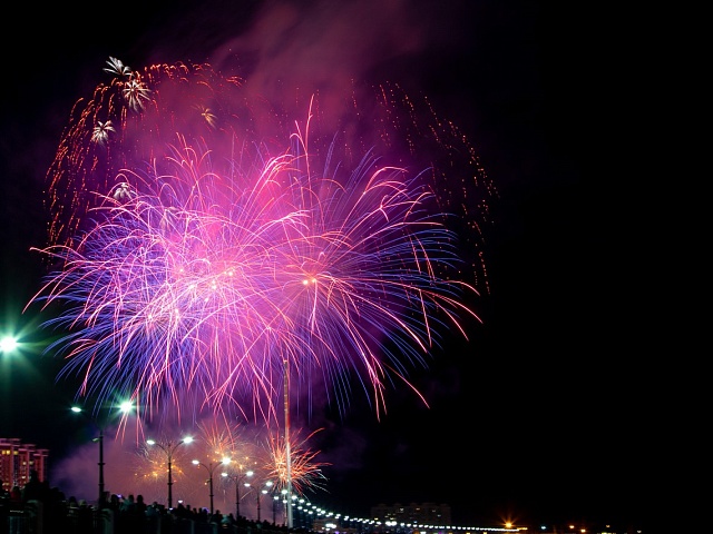 Благовещенцам рассказали, как выбрать правильный новогодний фейерверк