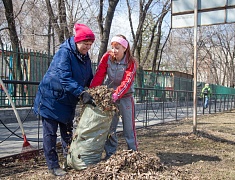 Общегородской субботник "Город берегу"