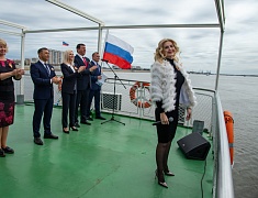 Акция "Цветы на воде"