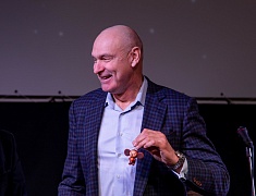  В Благовещенске впервые прошел вечер встречи семей участников СВО и меценатов