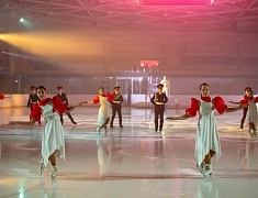 Ледовое шоу «Вальс Победы»