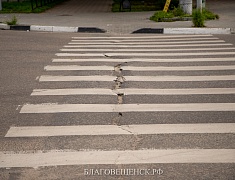 Мэр Благовещенска Олег Имамеев выехал на подтапливаемые во время дождей участки