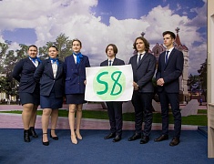 Специалисты управления по развитию потребительского рынка и услуг провели для десятиклассников конкурс КВН