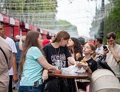 В Благовещенске открылся международный гастрофестиваль «Берега вкуса»