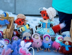 Благовещенцы проводили зиму блинами и хороводами