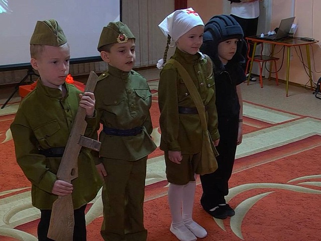 В благовещенской прогимназии рассказали о маленьких героях большой войны