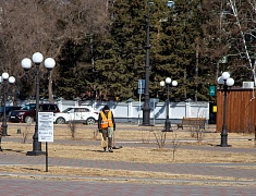 Мэр Олег Имамеев проконтролировал уборку благовещенских улиц и набережной 