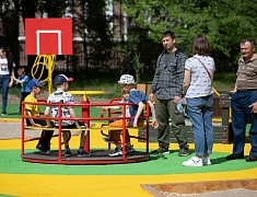 Ещё одну инклюзивную детскую площадку открыли в Благовещенске