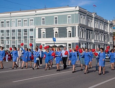 Парад семей и трудовых династий в честь празднования дня рождения Благовещенска