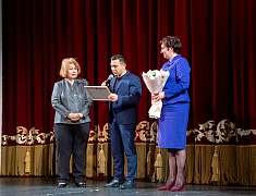 Амурский областной театр драмы отметил 140-летие