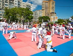 День защиты детей в Благовещенске