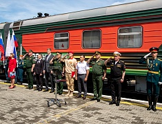 Благовещенск встретил уникальный агитпоезд Минобороны