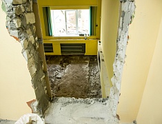 Мэр города Олег Имамеев проконтролировал ремонтные работы Дома культуры в селе Садовом