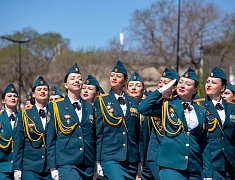 Торжественное прохождение войск Благовещенского гарнизона