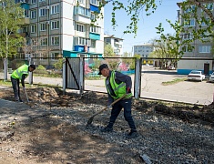 В Моховой Пади строят «умную» спортивную площадку 