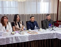 Мэр Благовещенска Олег Имамеев поздравил СМИ с Днем печати