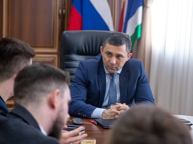 Олег Имамеев: «Мы заинтересованы в том, чтобы центр заработал на полную мощность и стал надежным помощником для жителей нашего города»