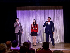 Знаки «50 лет Байкало-Амурской магистрали» вручили благовещенцам