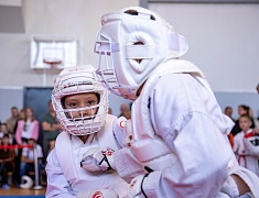 В спортивной школе «Центр боевых искусств» областного центра прошли чемпионат и первенство города, посвящённые памяти Алексея Новикова