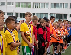 Мэр Олег Имамеев поздравил участников «Дворового турнира» с закрытием сезона