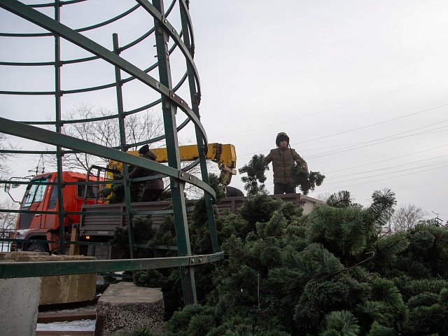 Благовещенск наряжается к Новому году