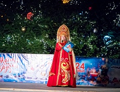 «Валенки-шоу» развернулось на главной площади Благовещенска 31 декабря