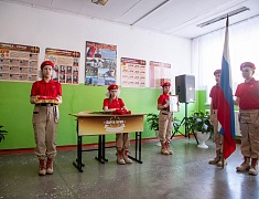 Открытие Памятного уголка, посвященного выпускнику школы №28 Благовещенска, погибшему при исполнении долга в рамках СВО Максиму Павлову