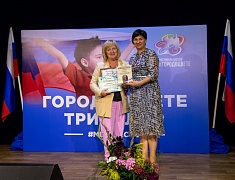 «Цветущий квартал» и «Сад памяти», посвященный героям СВО, взяли гран-при фестиваля цветов в Благовещенске