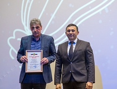 Мэр Благовещенска Олег Имамеев поздравил энергетиков с профессиональным праздником