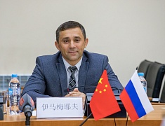 Мэр Благовещенска Олег Имамеев встретился с главой Народного Правительства района Айгунь Сун Цютянь