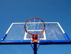 Мэр Благовещенска Олег Имамеев проверил готовность «умной» спортплощадки в Моховой Пади