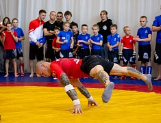 В Благовещенске прошёл открытый кубок города по спортивной борьбе