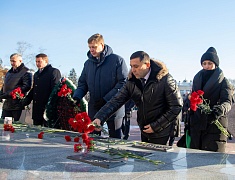 В Благовещенске почтили память погибших во время блокады Ленинграда