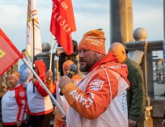 В Благовещенске встретили участников патриотического марафона-заплыва