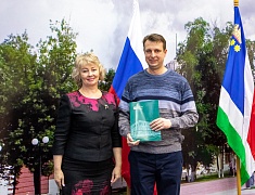  В Благовещенске чествовали работников бытового обслуживания населения