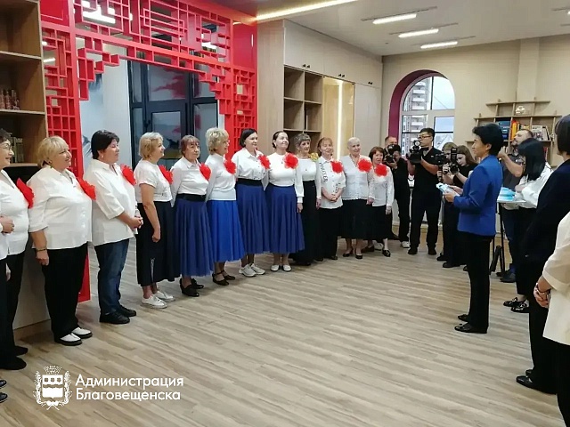 Летом — не до отдыха: благовещенские пенсионеры из клуба «Дружба» репетируют даже в каникулы