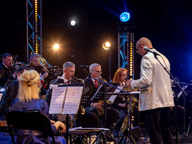 Создать дизайнерскую вещь и сходить на концерт «AmurJazzBand» благовещенцы могут по пушкинской карте 