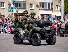 Торжественное прохождение войск Благовещенского гарнизона