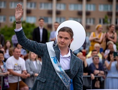 В Благовещенске отгремел выпускной