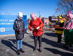 В Благовещенске открыли ещё 3 обновлённые детские площадки