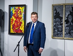 В Выставочном зале открылась персональная выставка Алексея Сидорова