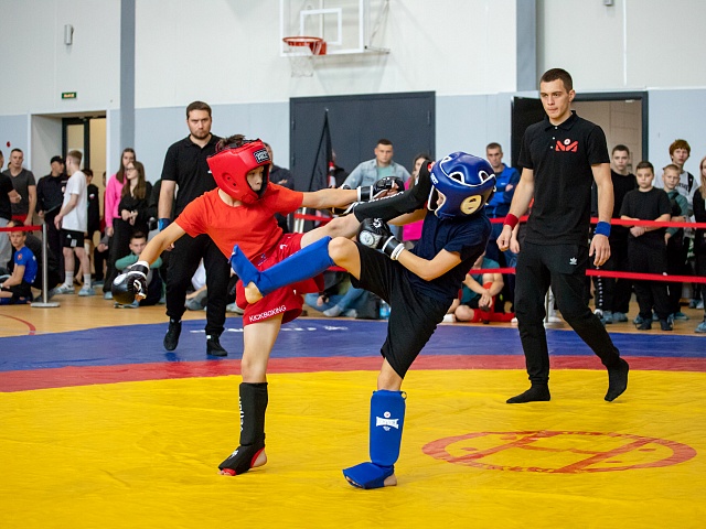 В Благовещенске прошёл открытый кубок города по спортивной борьбе на призы спортивно-патриотического клуба «Машина»
