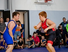 Памятный турнир по вольной борьбе в Благовещенске объединил спортсменов из семи регионов Дальнего Востока