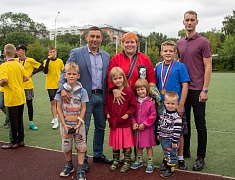 Мэр Олег Имамеев поздравил участников «Дворового турнира» с закрытием сезона