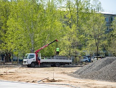 В Моховой Пади строят «умную» спортивную площадку 