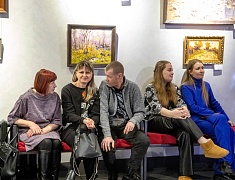  В Благовещенске впервые прошел вечер встречи семей участников СВО и меценатов