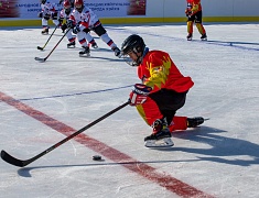 Соревнования по хоккею в рамках Международного российско-китайского фестиваля зимних видов спорта